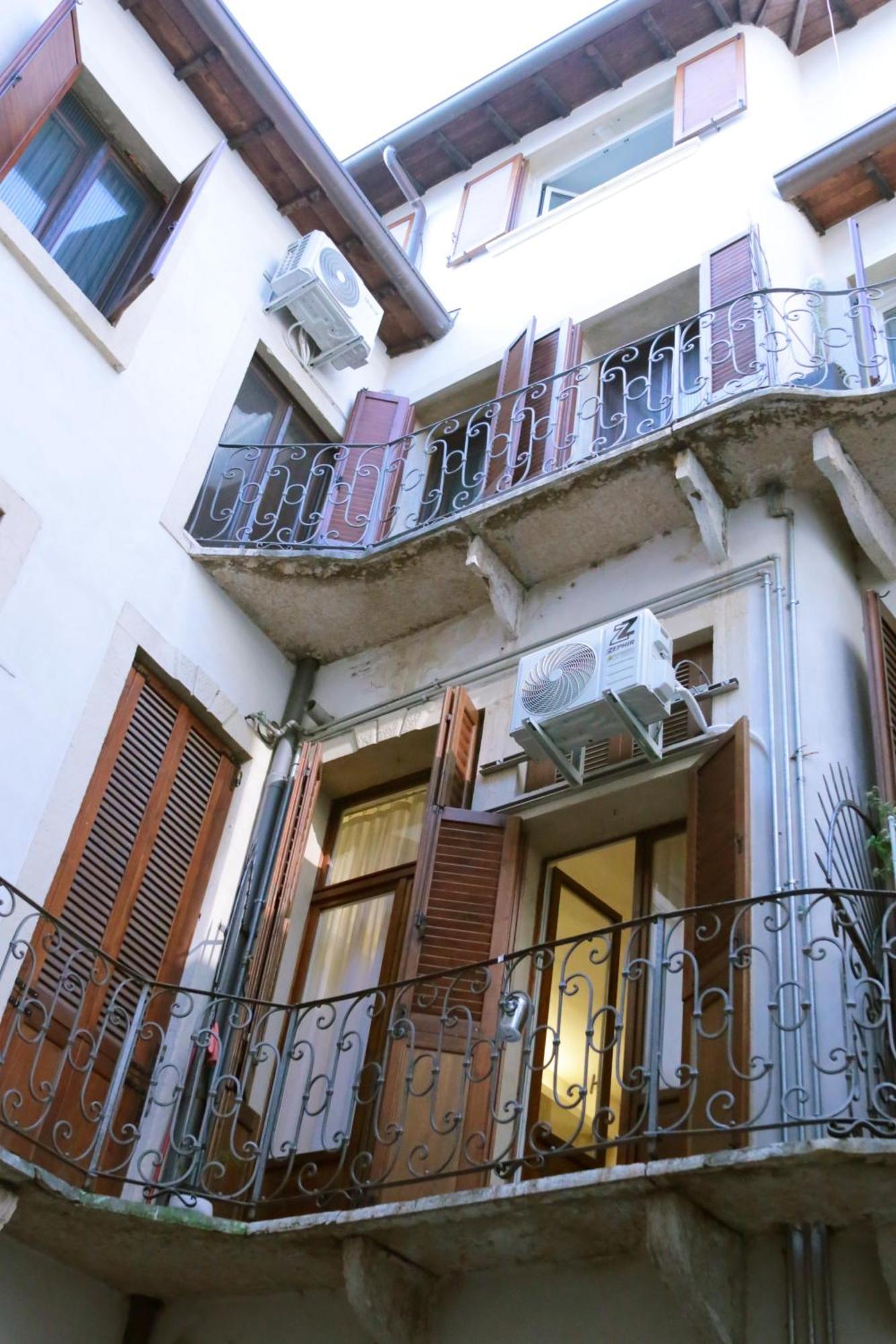 Dimora San Fermo 11 Apartment Verona Exterior foto